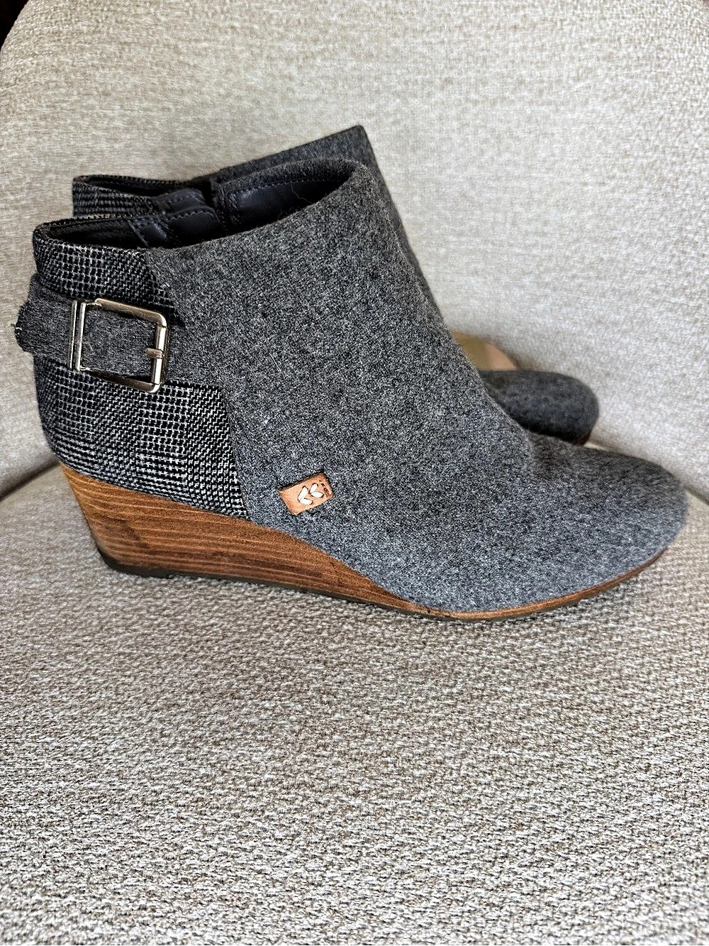 Dr. Scholl's Be Energized Houndstooth Wedge Booties in Gray & Brown